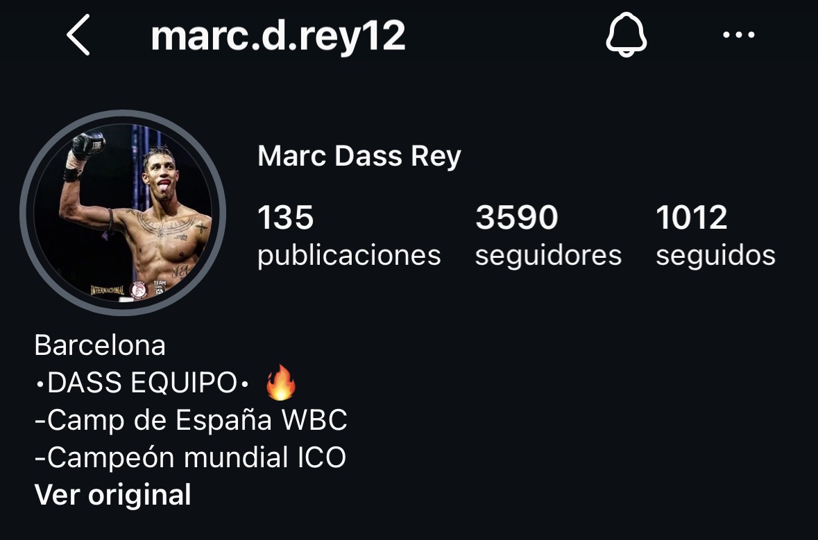 Retrato de Marc Dass Rey celebrando victoria